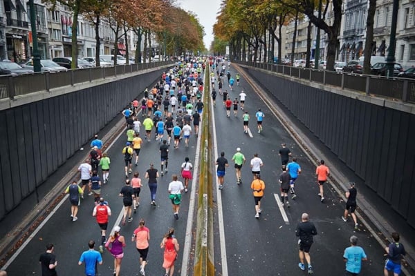 Overhead shot of a marathon taking place in a city